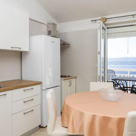 2 Bedroom Amazing In Stanici * Tice