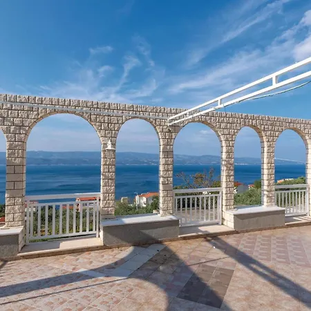 2 Bedroom Amazing In Stanici Tice