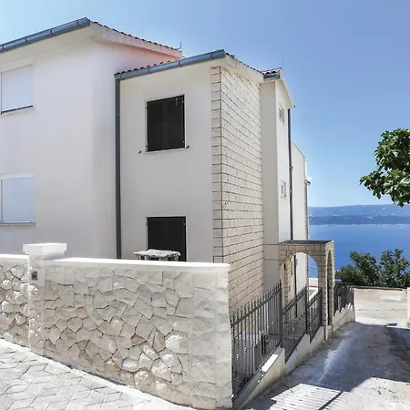 2 Bedroom Amazing In Stanici