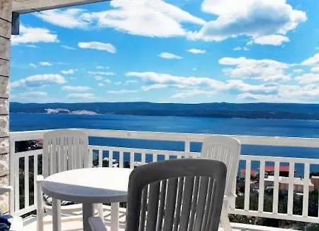 Apartment 2 Bedroom Amazing In Stanici *